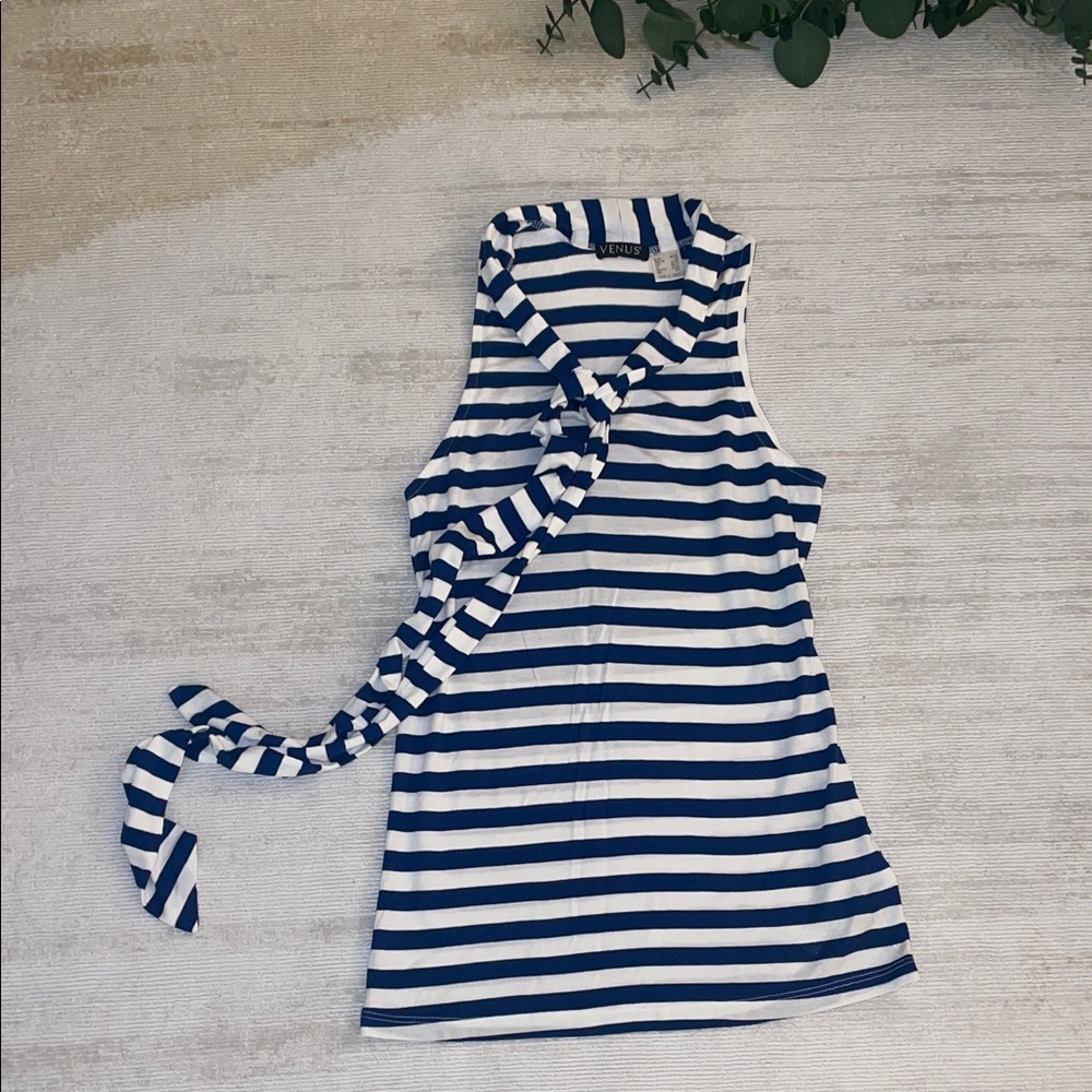 VENUS | Nautical Tank